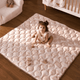 Alfombra portátil refrescante para bebé Momcozy