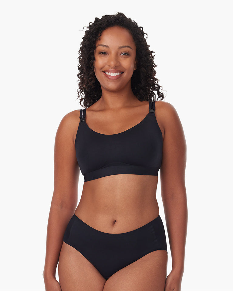 Translation missing: de.Woman wearing black Momcozy nursing bra, highlighting support and comfort for breastfeeding